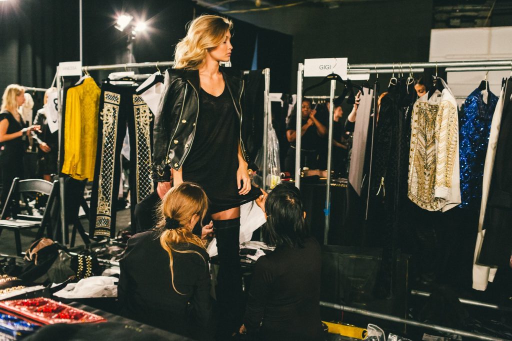 hm-balmain-backstage-02