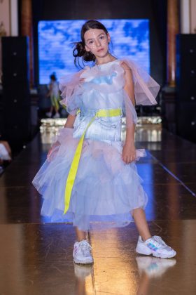 YULIANA ZAVADA & KOLIBRI KIDS MODELS (1)