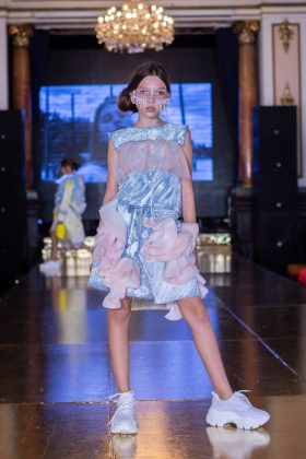 YULIANA ZAVADA & KOLIBRI KIDS MODELS (7)
