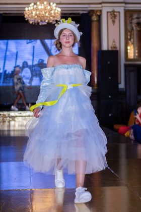 YULIANA ZAVADA & KOLIBRI KIDS MODELS (9)