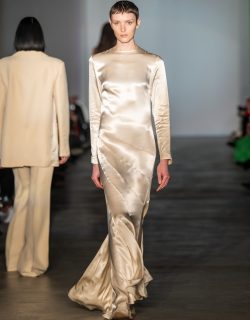 30_FW23_Bobkova