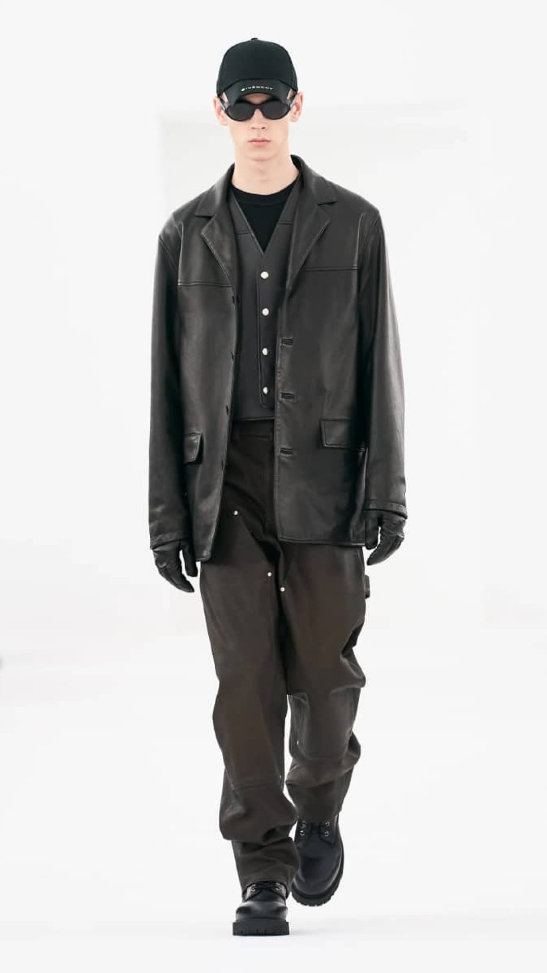 Givenchy (2)