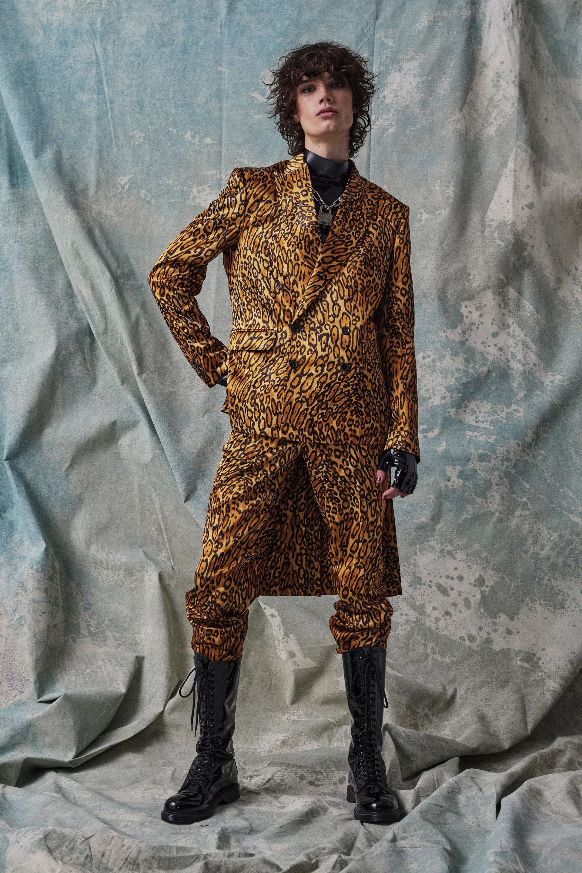 Moschino Fall 2023