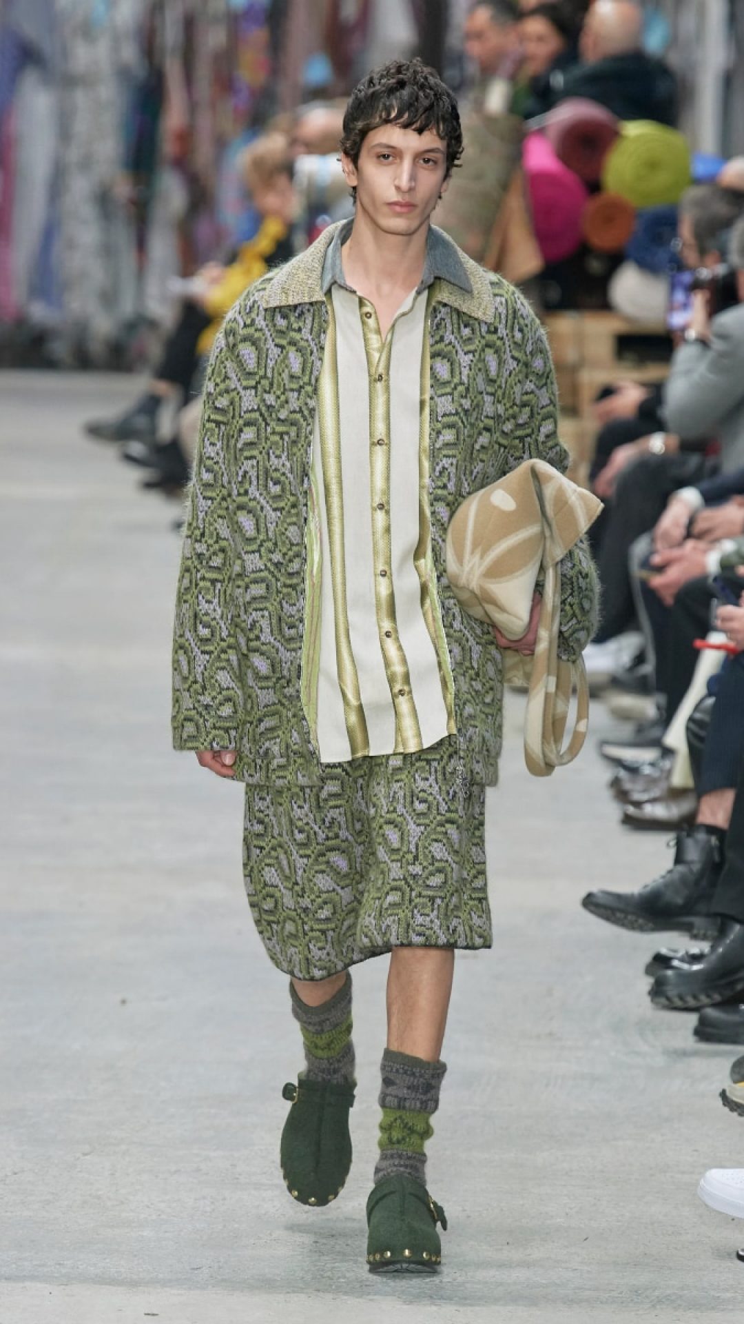 Etro (2)