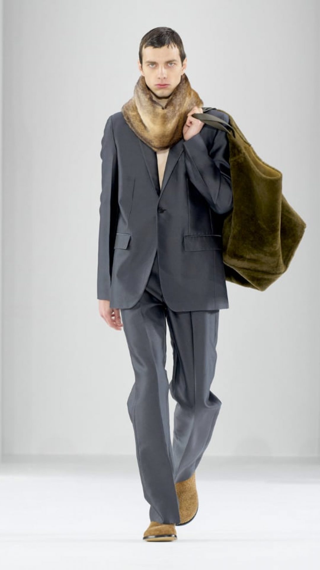 LOEWE (2)