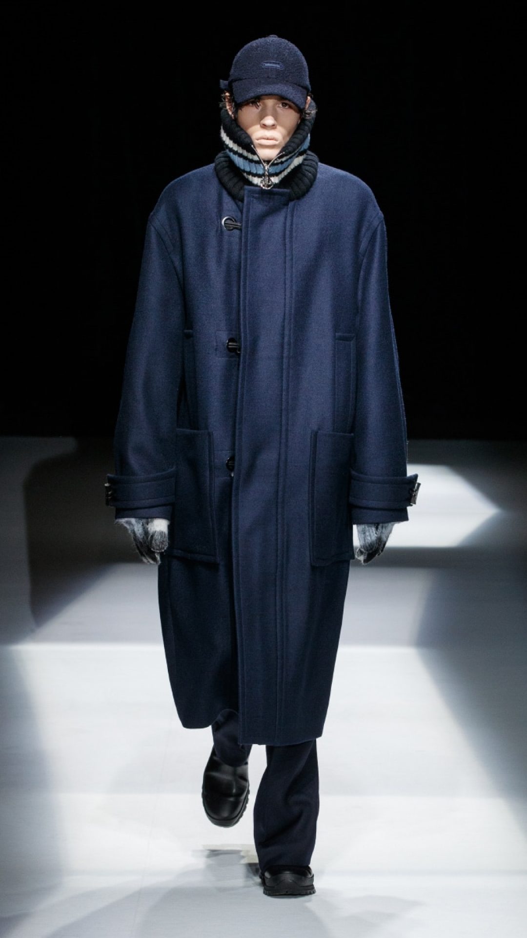 Solid_Homme_fw23_runway_press_look02