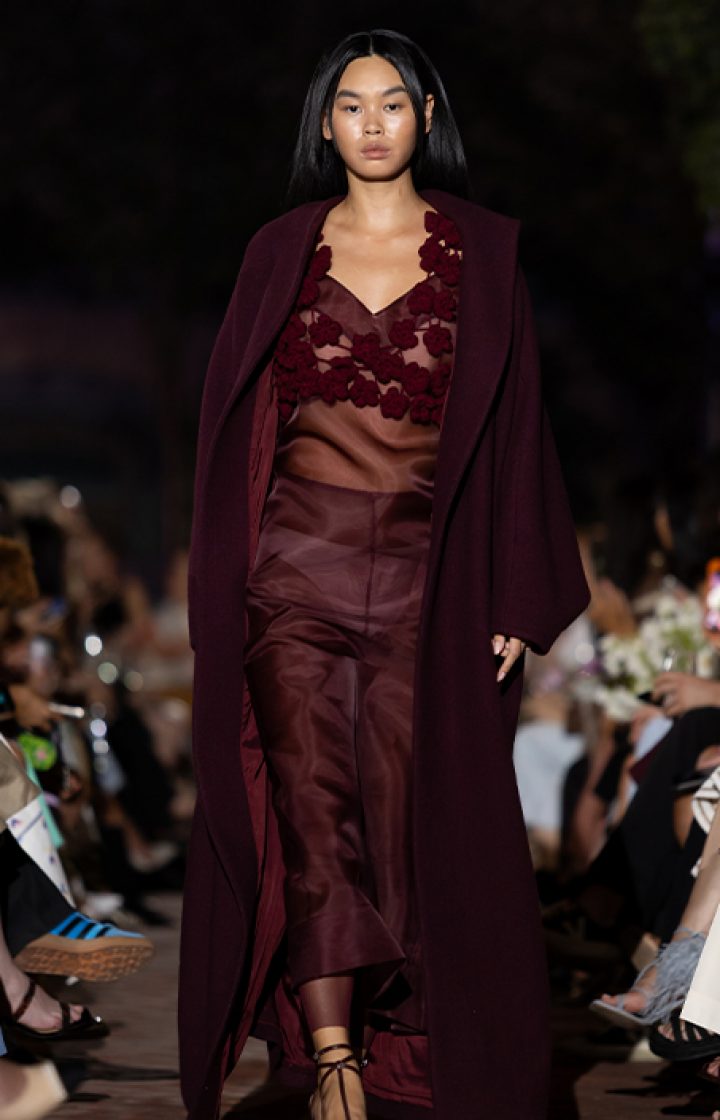 xfashion-show-fw-24-25-21.jpg.pagespeed.ic.gaDNlONHeJ